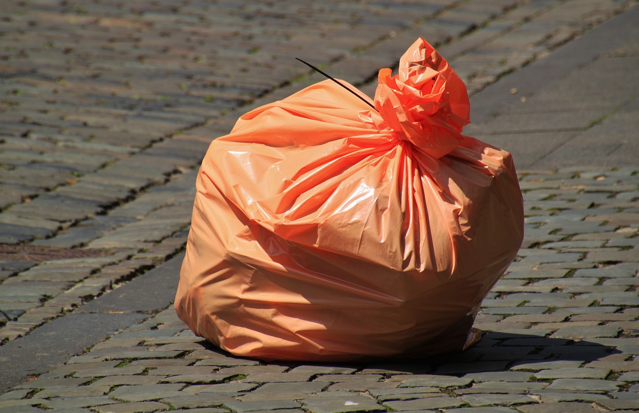 garbage-bag-850874_1280