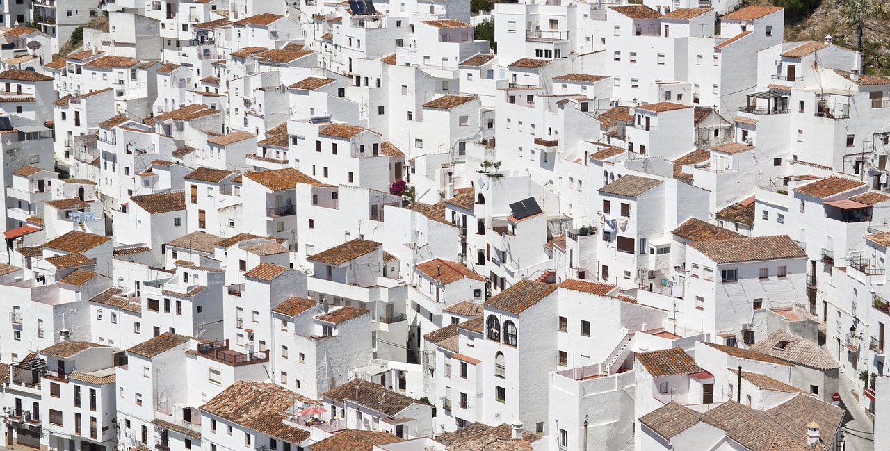 buildings-1245842_1280